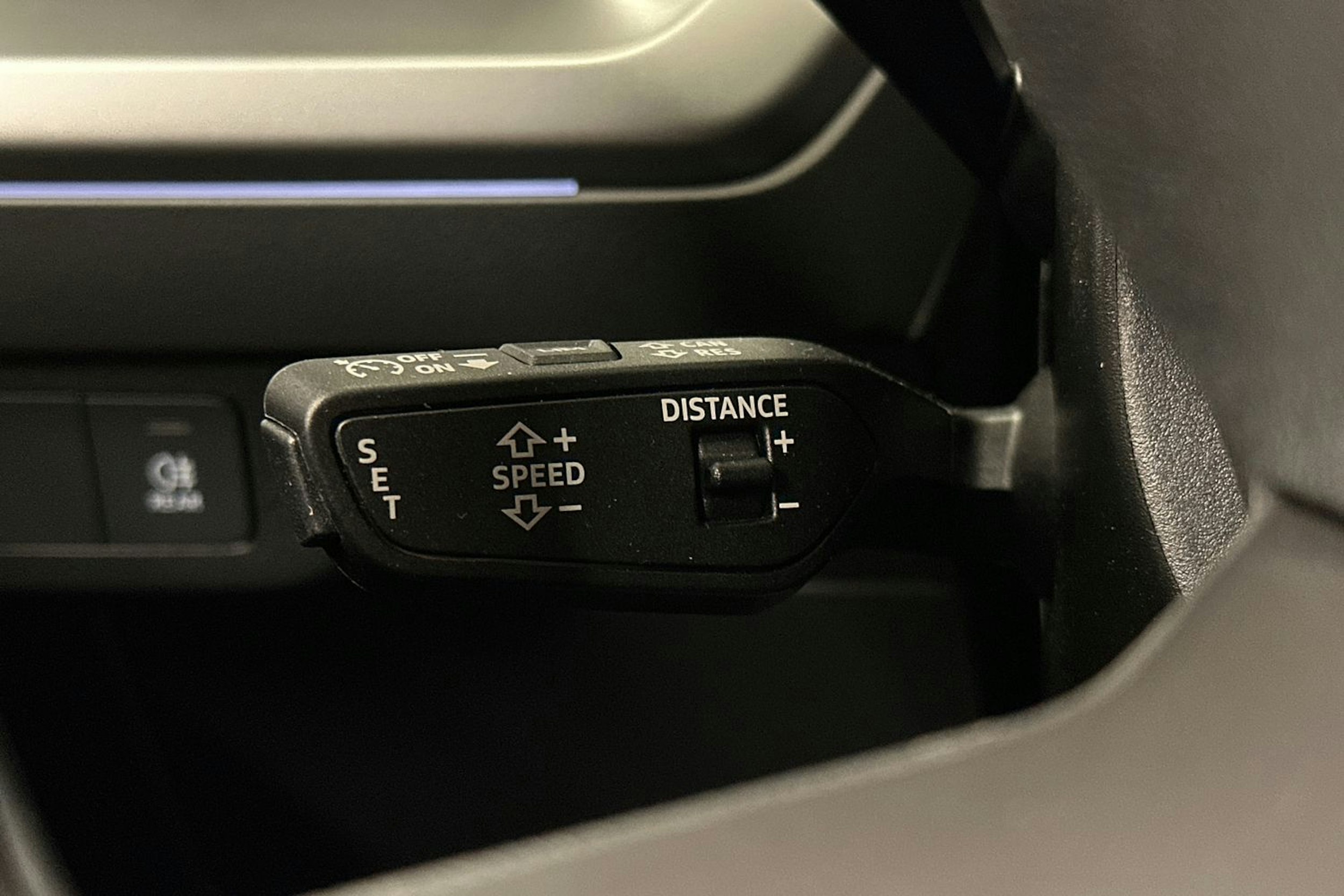 musta Audi Q4 e-tron 2024 kuva 21.