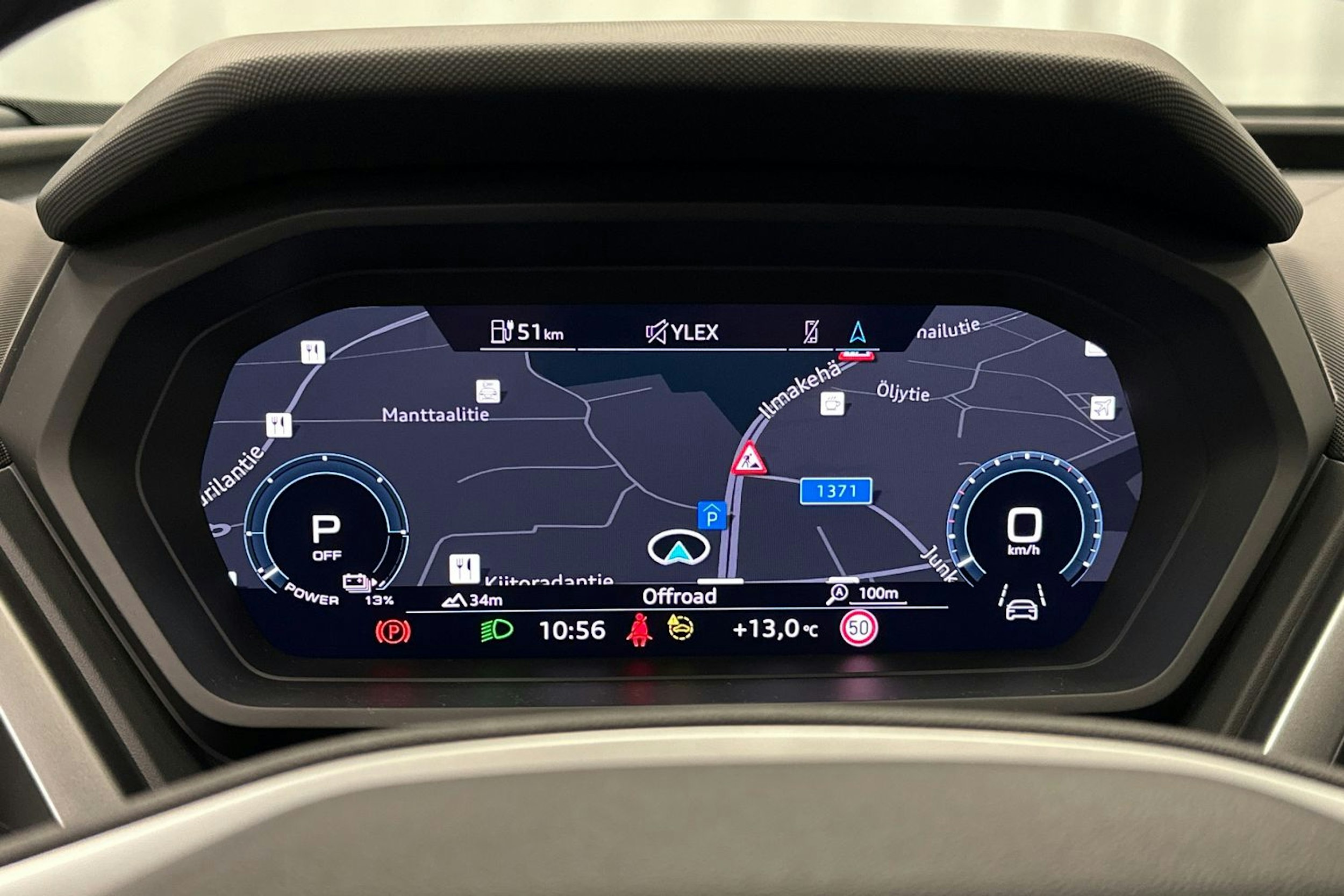 musta Audi Q4 e-tron 2024 kuva 23.