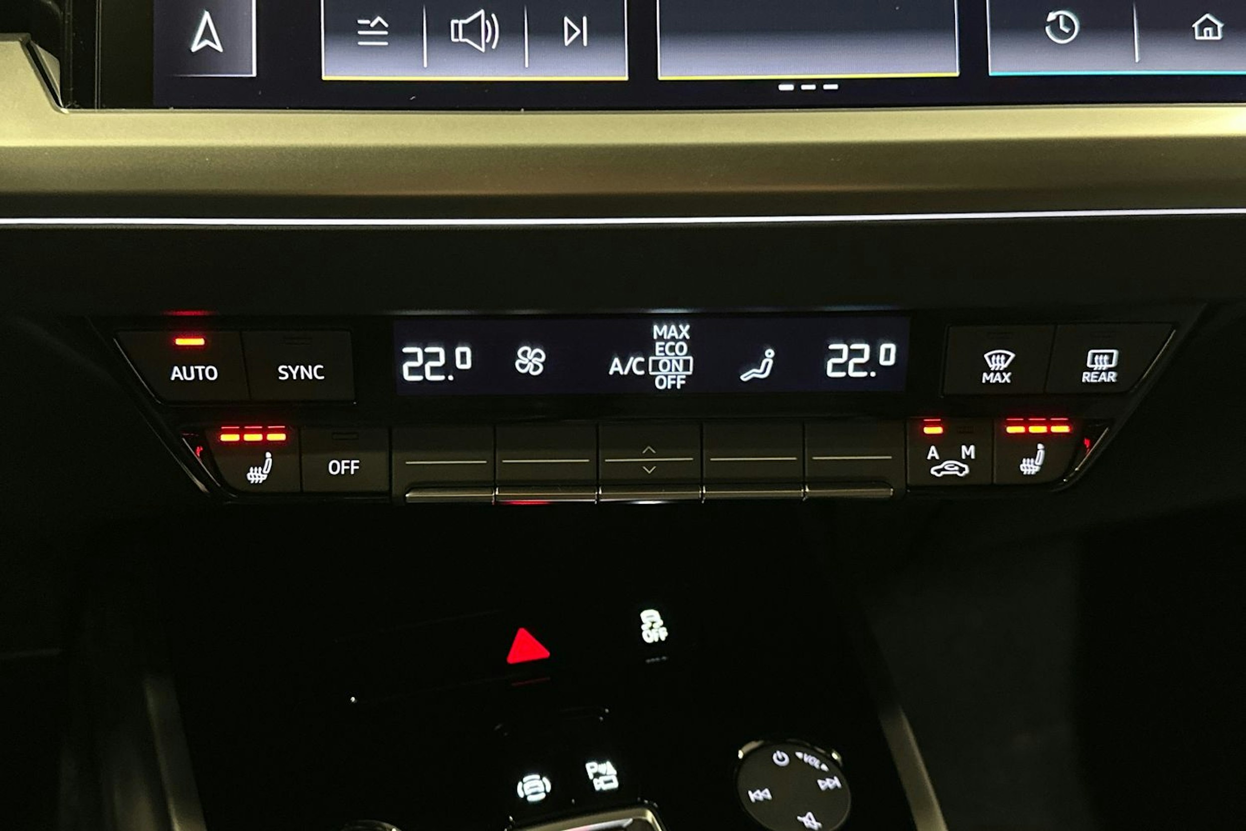 musta Audi Q4 e-tron 2024 kuva 25.