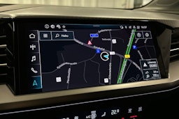 musta Audi Q4 e-tron 2024 kuva 26.