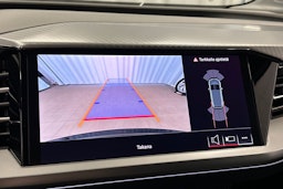 musta Audi Q4 e-tron 2024 kuva 32.