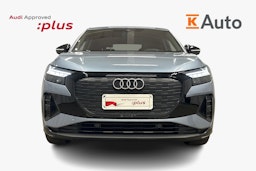 sininen Audi Q4 e-tron 2024 kuva 5.