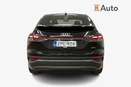 musta Audi Q4 e-tron 2024 kuva 3.