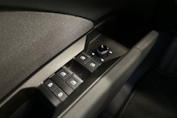 musta Audi Q4 e-tron 2024 kuva 19.