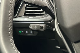 musta Audi Q4 e-tron 2024 kuva 11.