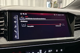 musta Audi Q4 e-tron 2024 kuva 17.