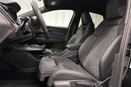 musta Audi Q4 e-tron 2024 kuva 23.