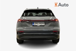 harmaa Audi Q4 e-tron 2024 kuva 3.