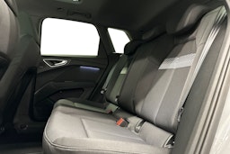 harmaa Audi Q4 e-tron 2024 kuva 10.