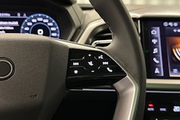 harmaa Audi Q4 e-tron 2024 kuva 20.