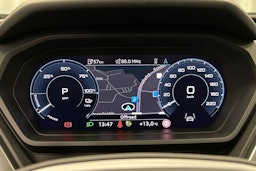 harmaa Audi Q4 e-tron 2024 kuva 21.