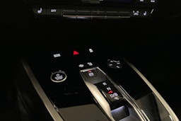 harmaa Audi Q4 e-tron 2024 kuva 23.