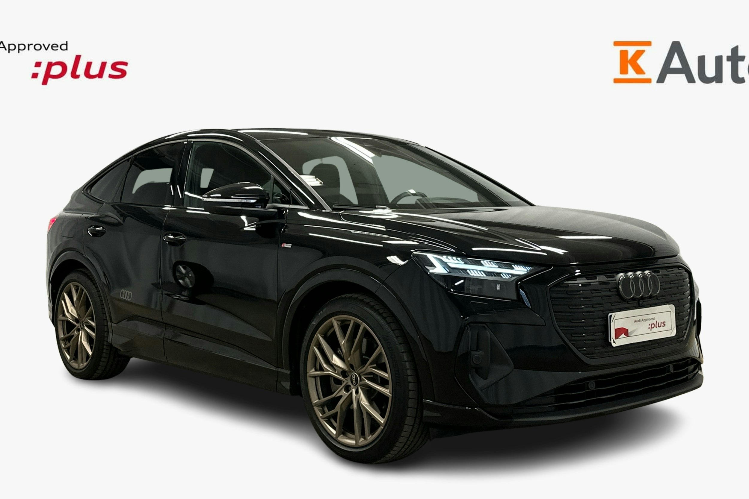 musta Audi Q4 e-tron 2024 kuva 1.