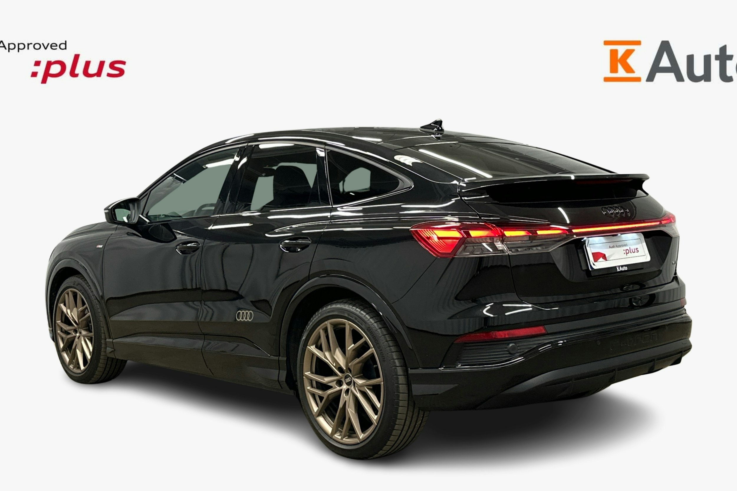musta Audi Q4 e-tron 2024 kuva 2.