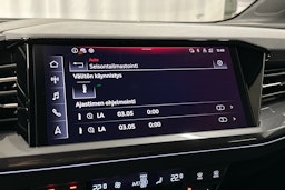 musta Audi Q4 e-tron 2024 kuva 15.