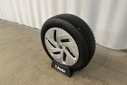 musta Audi Q4 e-tron 2024 kuva 10.