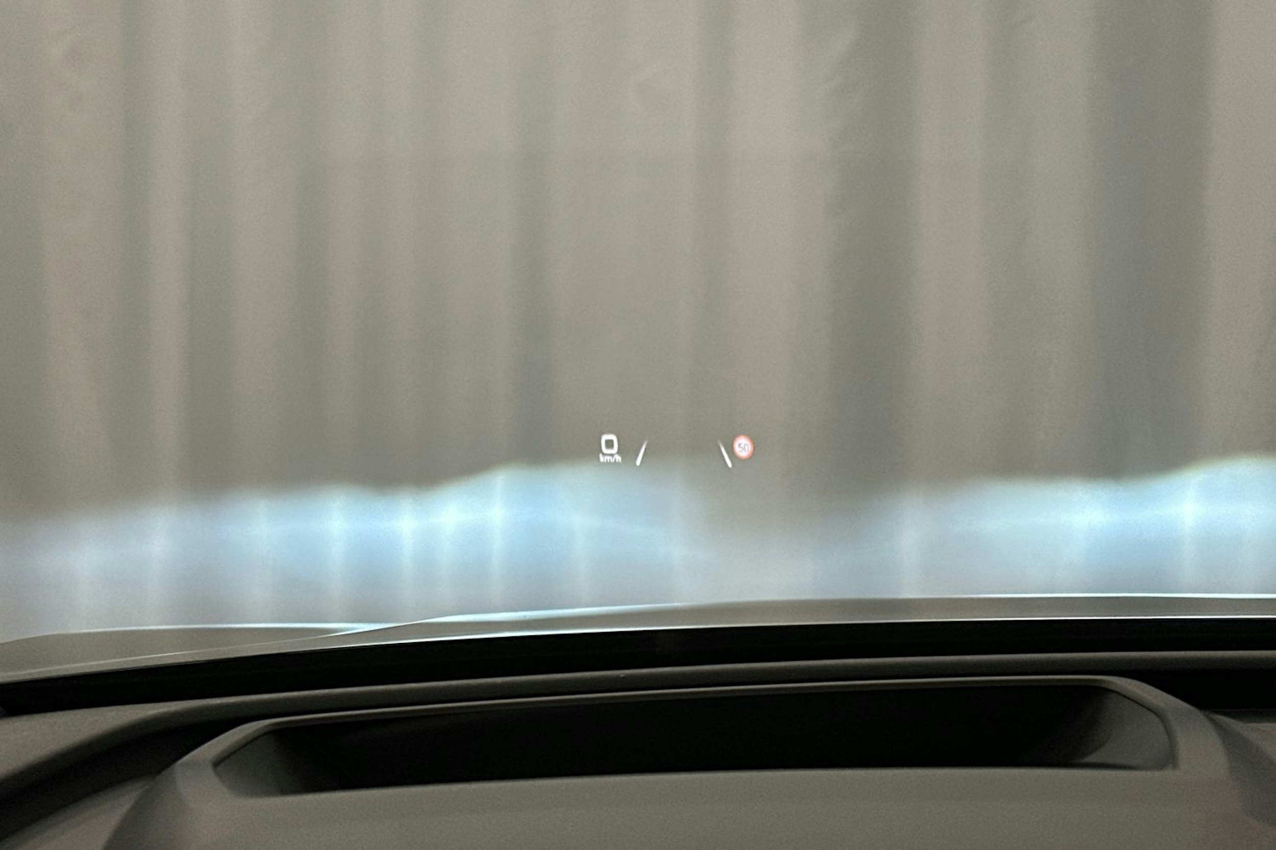 musta Audi Q4 e-tron 2024 kuva 14.