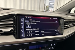 musta Audi Q4 e-tron 2024 kuva 19.
