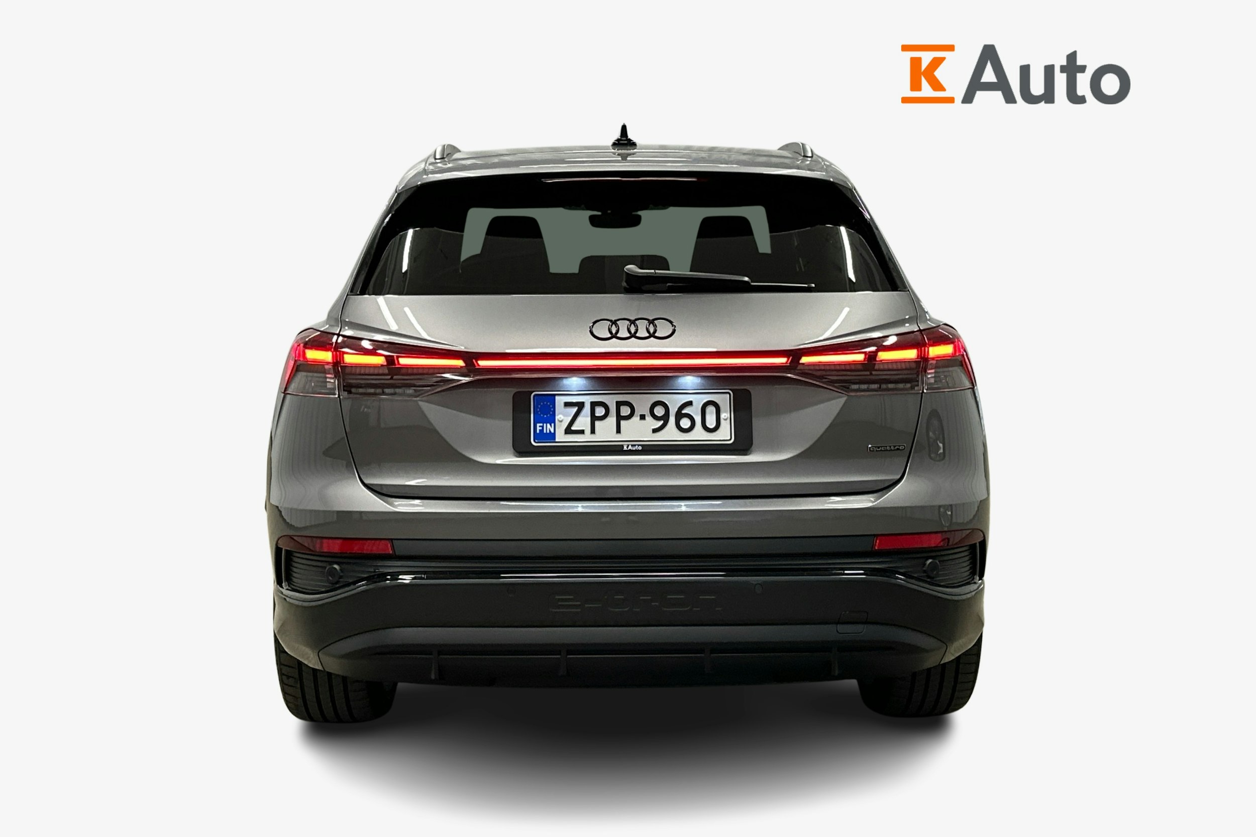 harmaa Audi Q4 e-tron 2024 kuva 3.