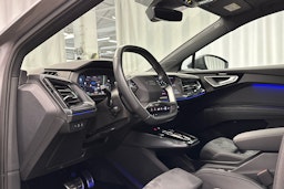 harmaa Audi Q4 e-tron 2024 kuva 10.