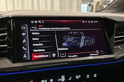 harmaa Audi Q4 e-tron 2024 kuva 18.