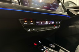 harmaa Audi Q4 e-tron 2024 kuva 21.