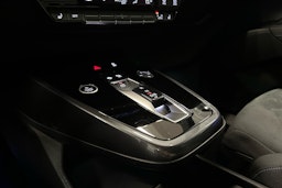 harmaa Audi Q4 e-tron 2024 kuva 22.