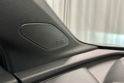 harmaa Audi Q4 e-tron 2024 kuva 23.