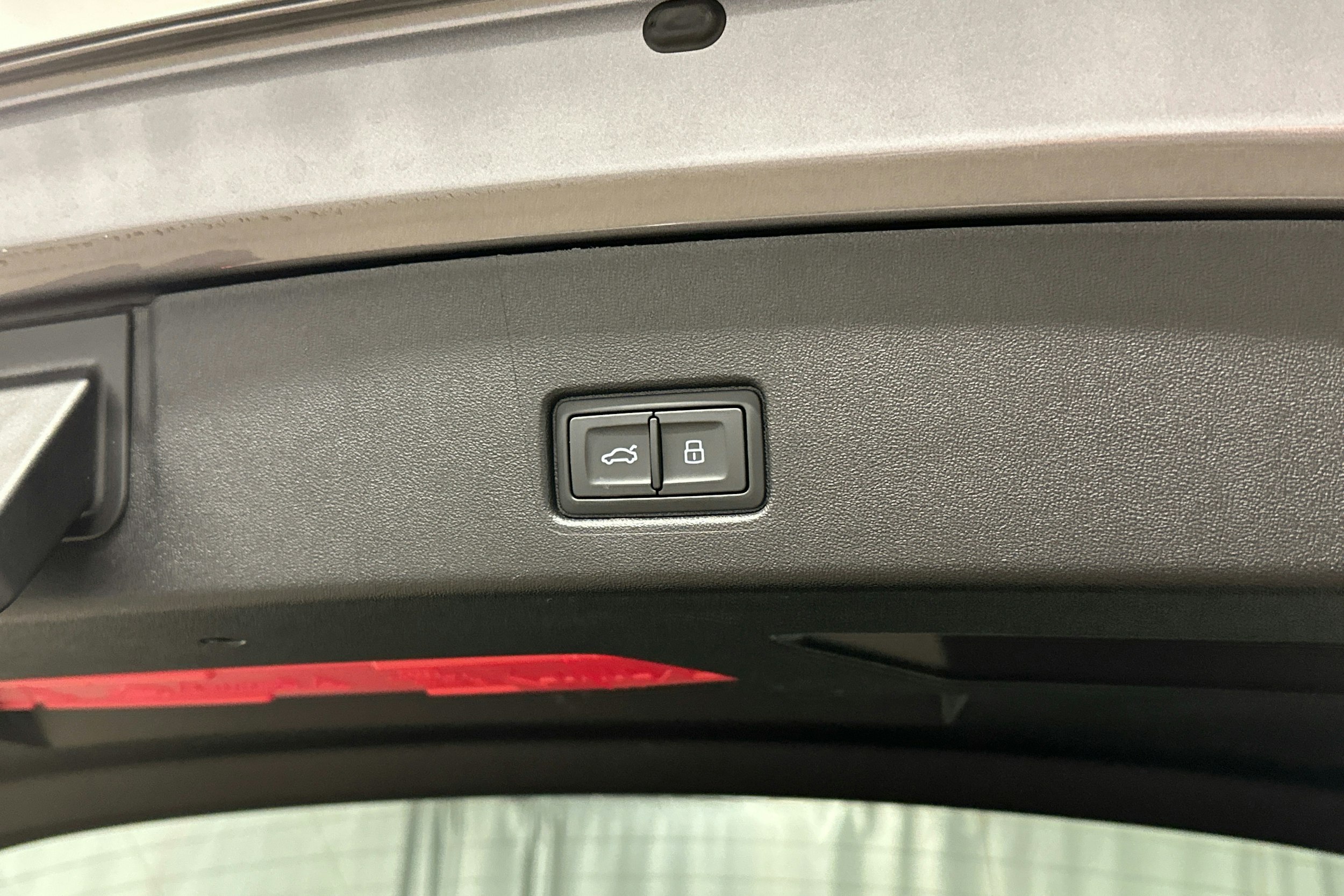 harmaa Audi Q4 e-tron 2024 kuva 29.