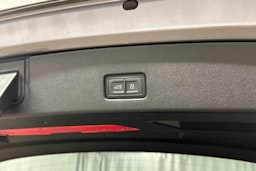 harmaa Audi Q4 e-tron 2024 kuva 29.
