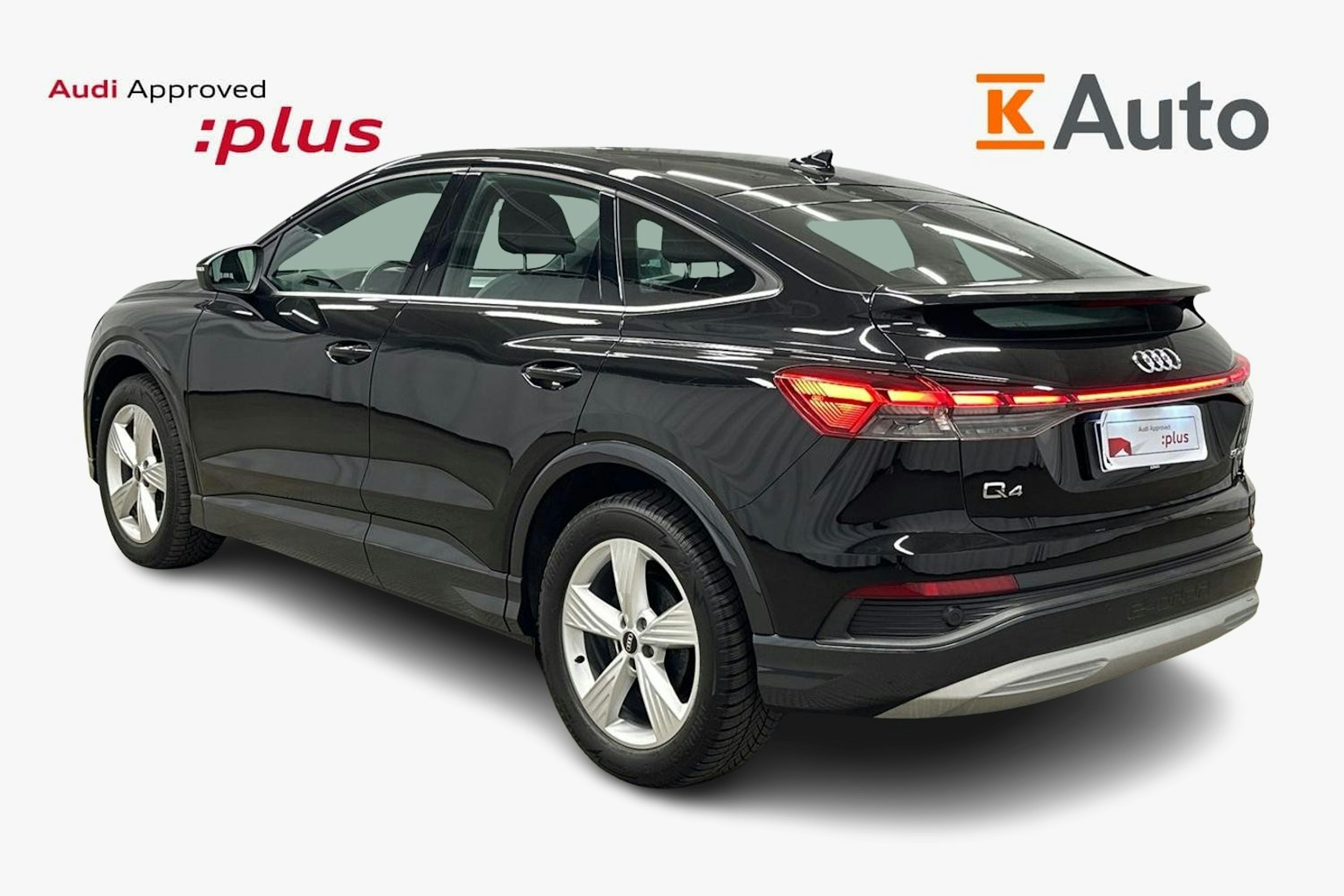 musta Audi Q4 e-tron 2024 kuva 2.