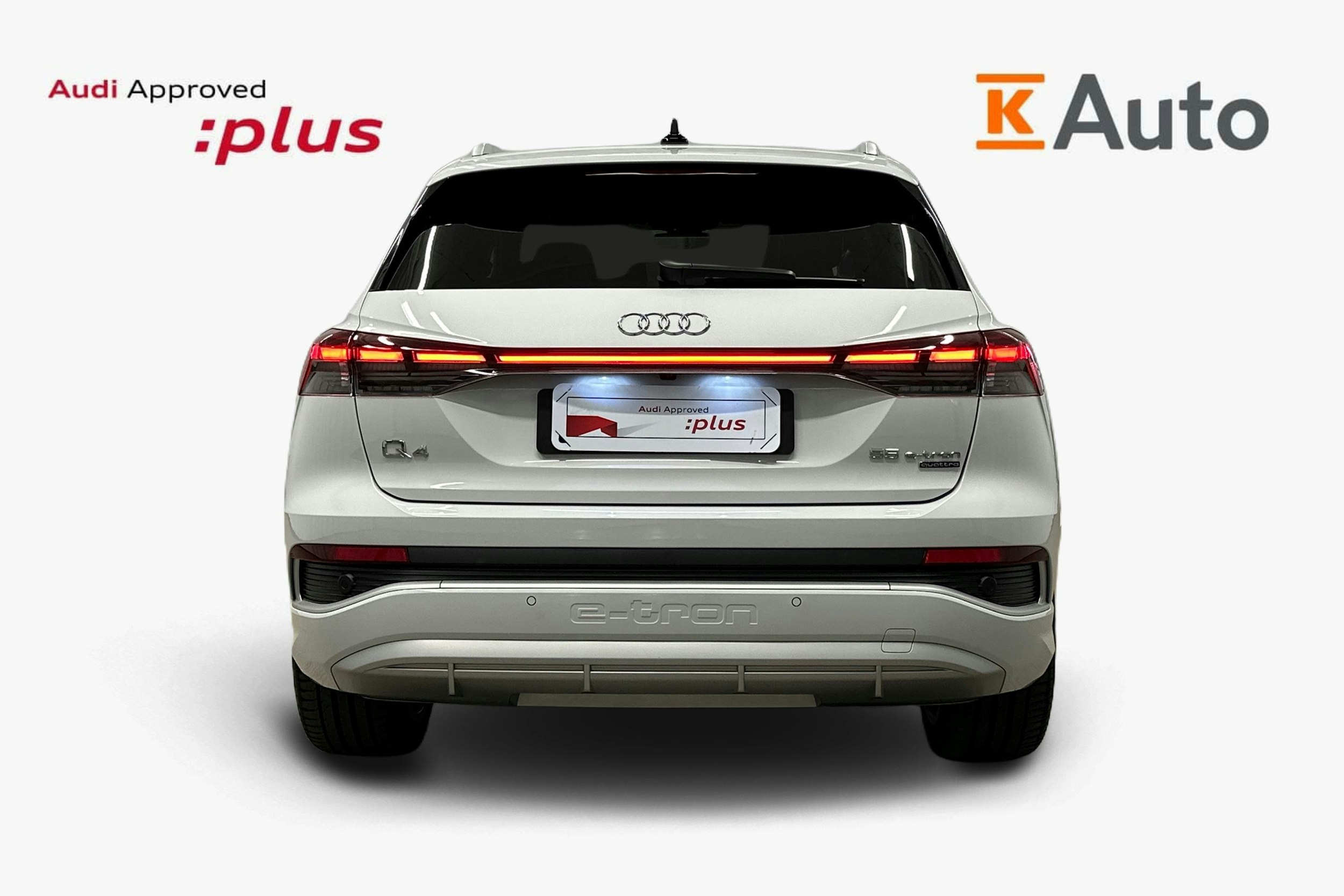 valkoinen Audi Q4 e-tron 2024 kuva 3.