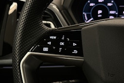valkoinen Audi Q4 e-tron 2024 kuva 19.