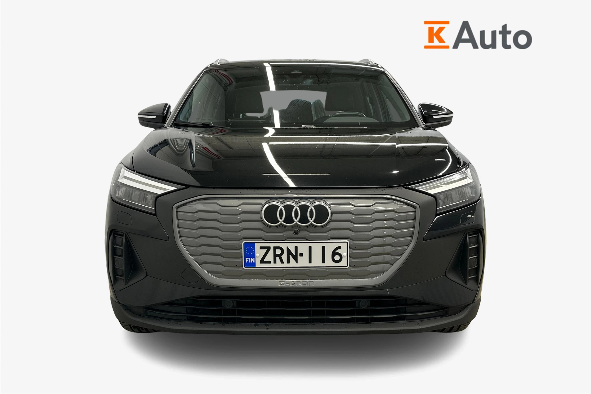 musta Audi Q4 e-tron 2024 kuva 4.