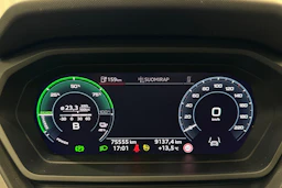 musta Audi Q4 e-tron 2024 kuva 21.
