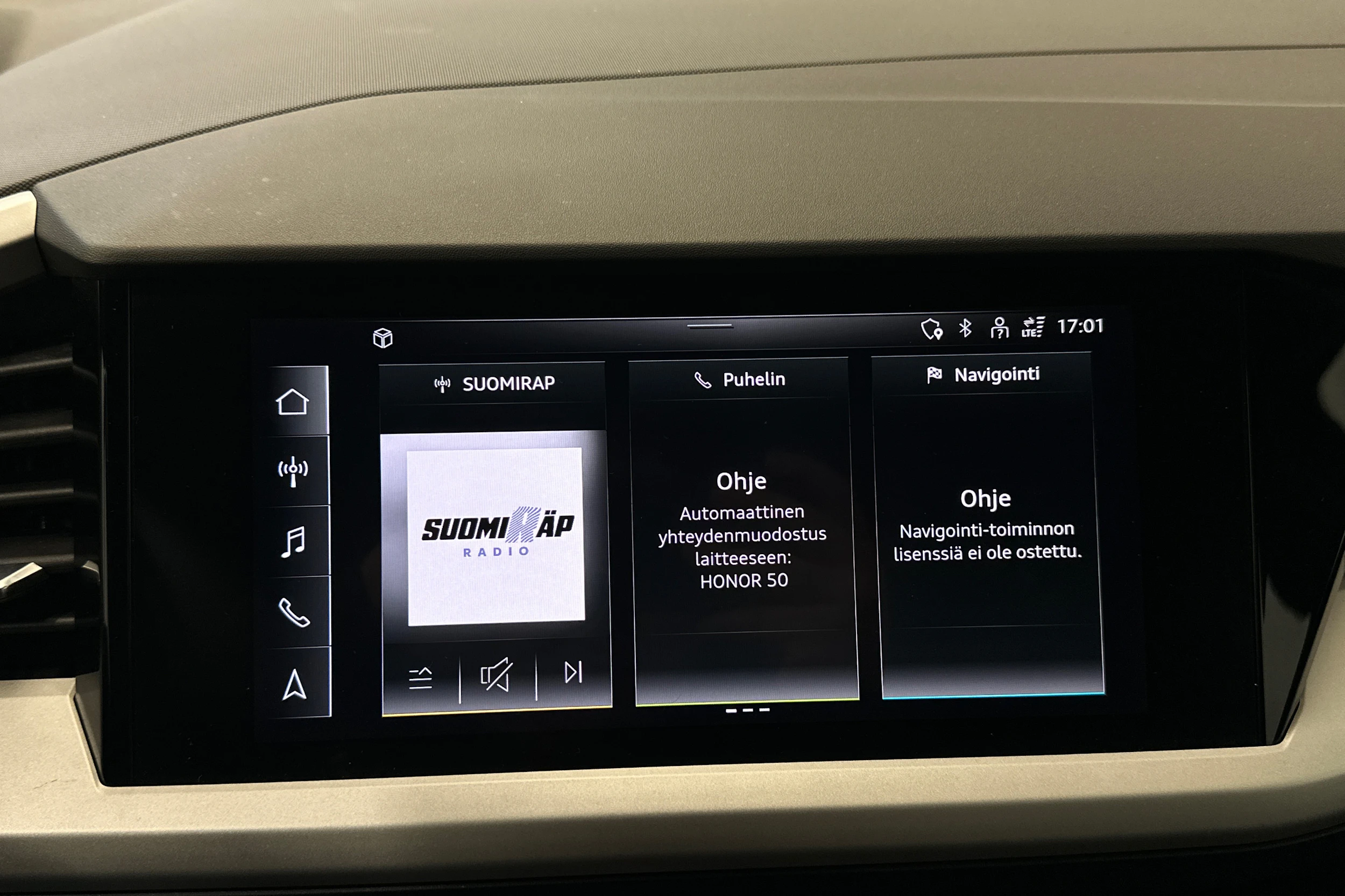 musta Audi Q4 e-tron 2024 kuva 22.