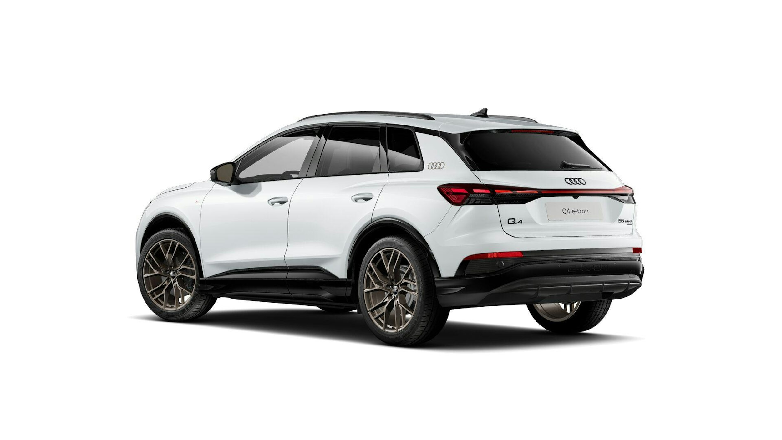 valkoinen Audi Q4 e-tron 2025 kuva 3.