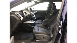 met. sininen Audi Q4 e-tron 2025 kuva 5.