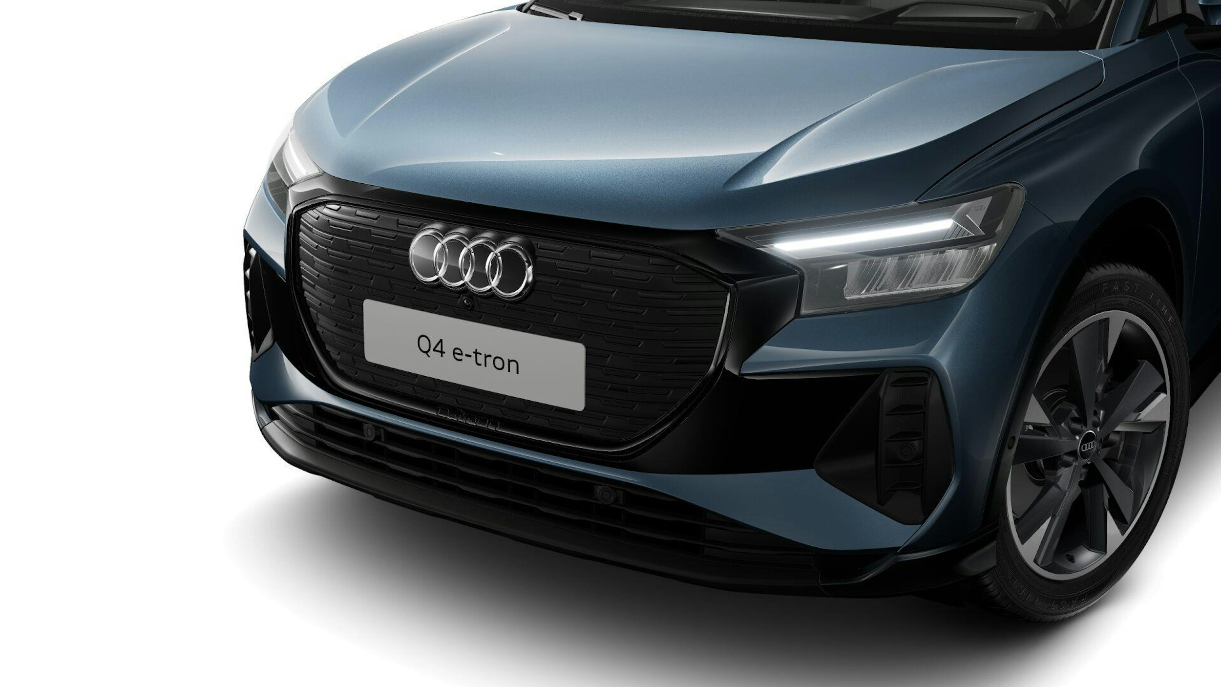sininen Audi Q4 e-tron 2025 kuva 2.