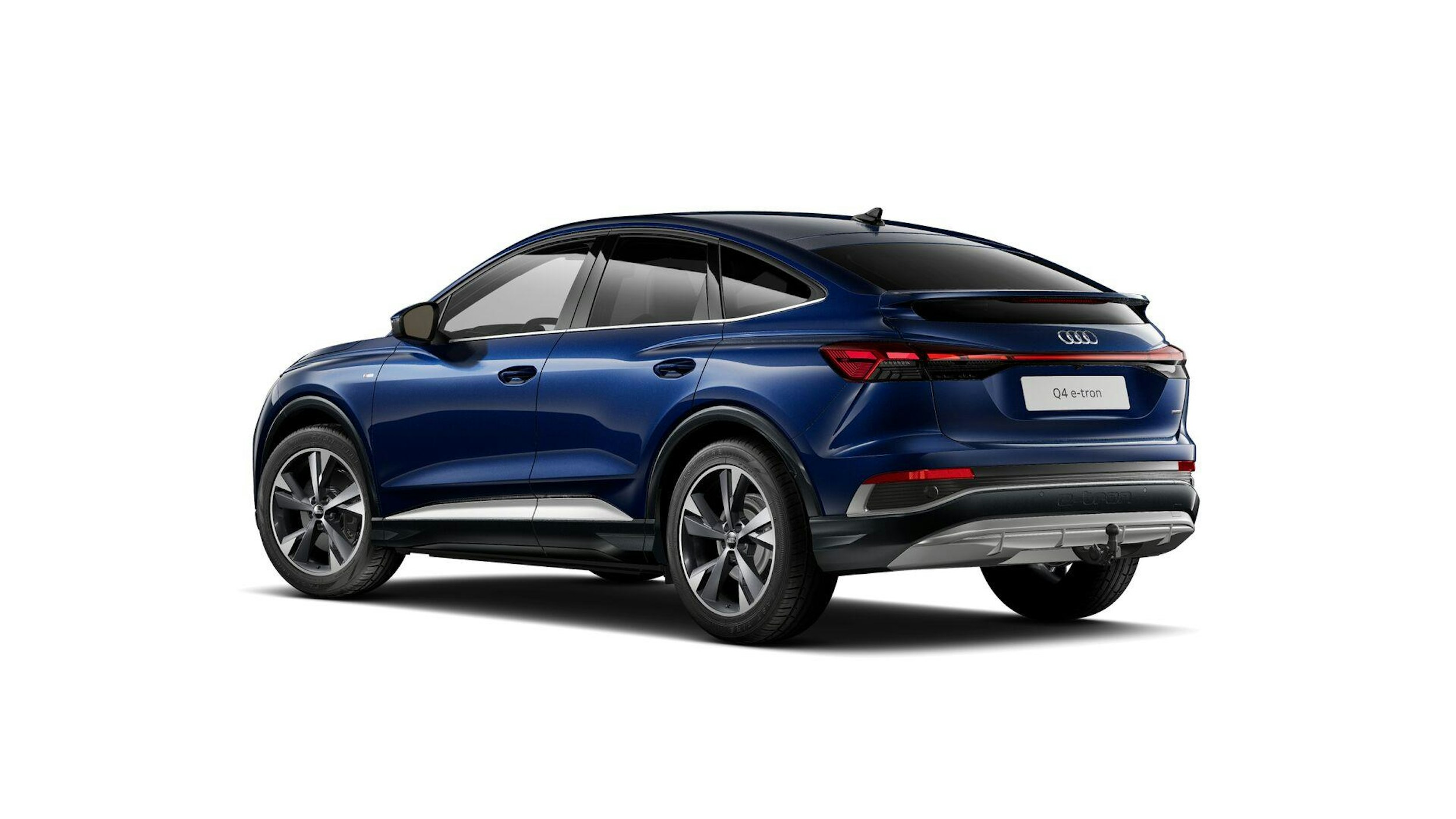 sininen Audi Q4 e-tron 2025 kuva 2.