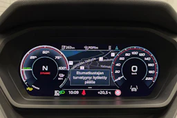 sininen Audi Q4 e-tron 2025 kuva 13.
