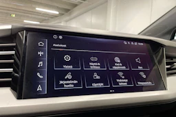 sininen Audi Q4 e-tron 2025 kuva 16.