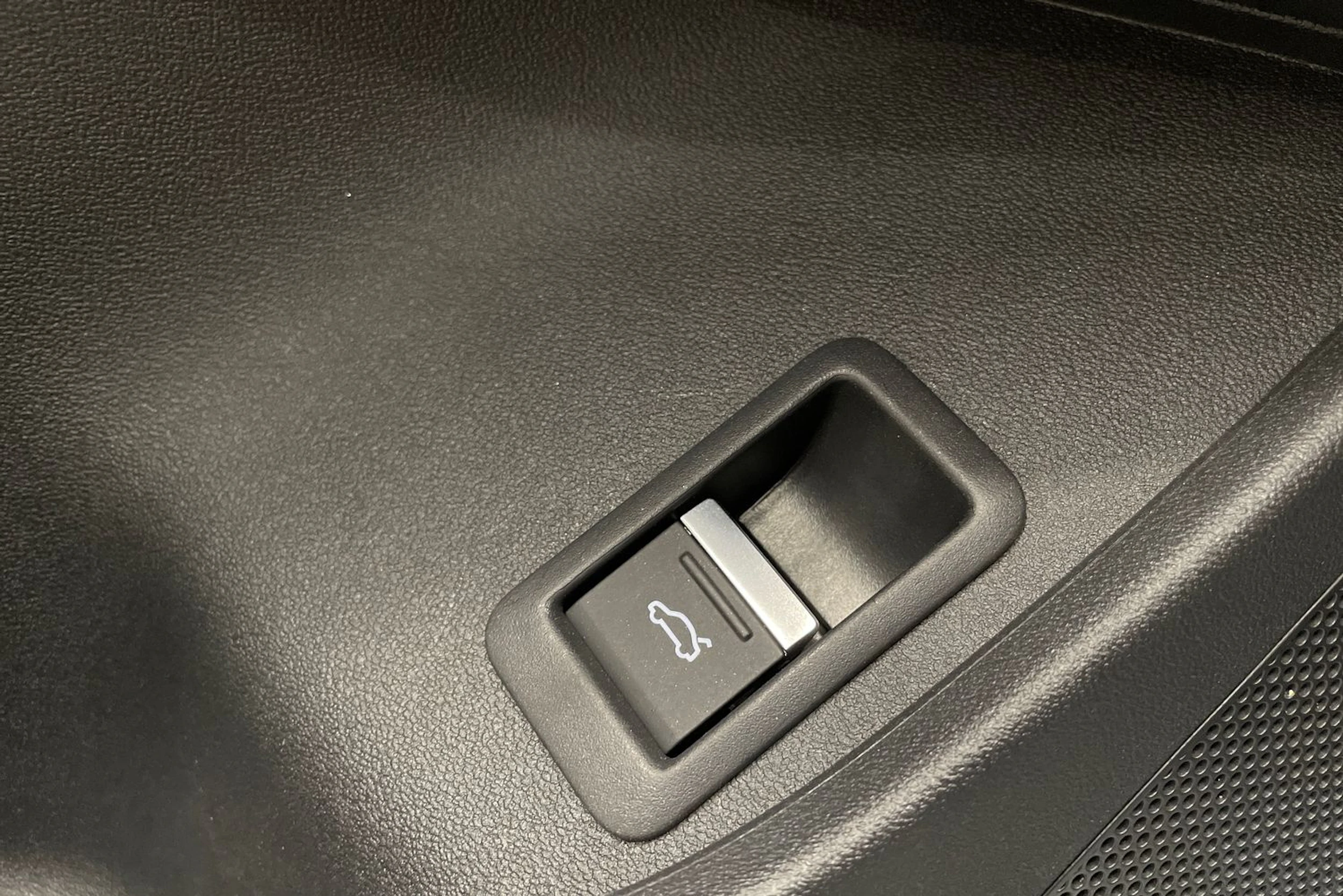 sininen Audi Q4 e-tron 2025 kuva 25.