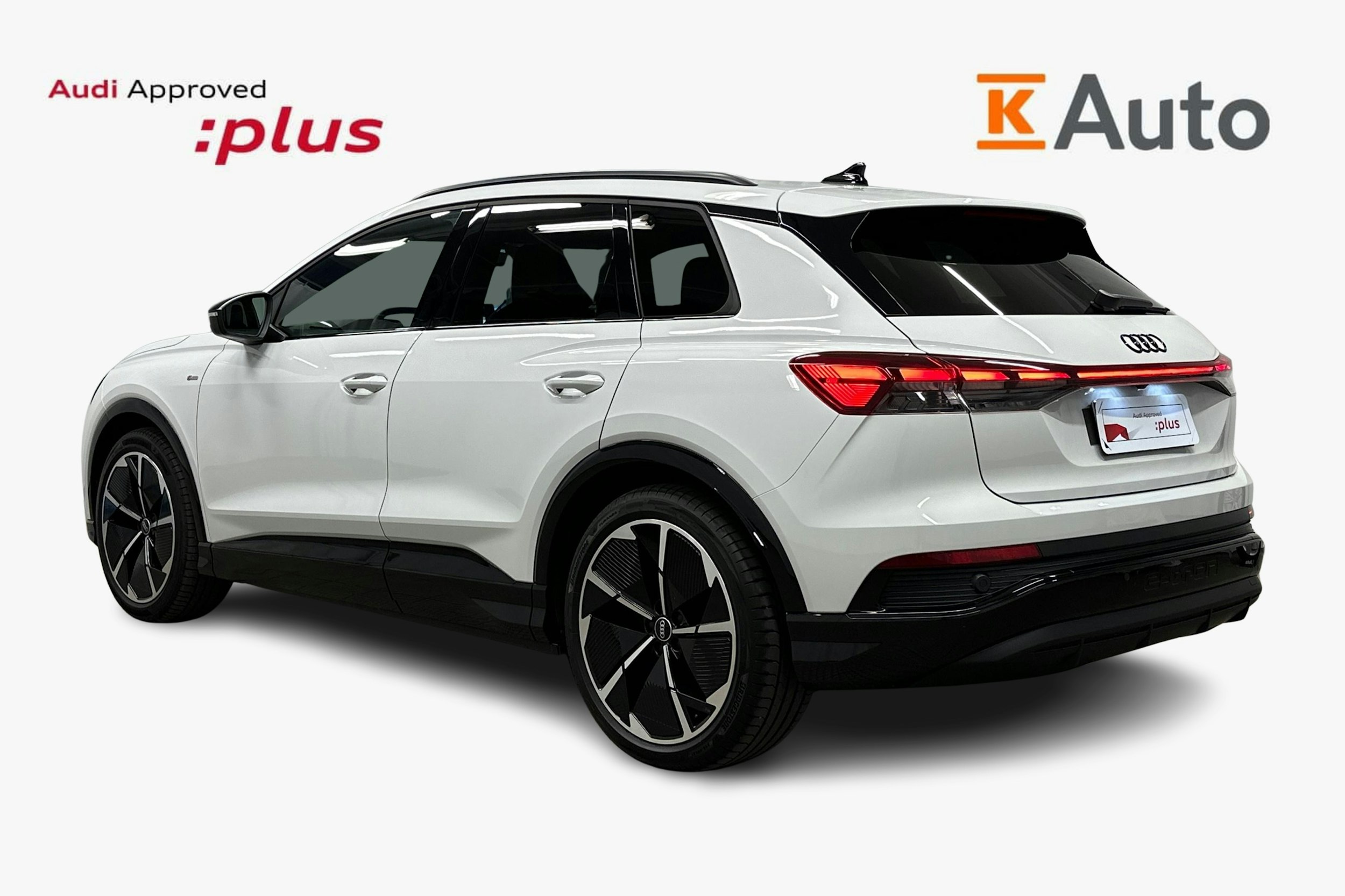 valkoinen Audi Q4 e-tron 2025 kuva 2.