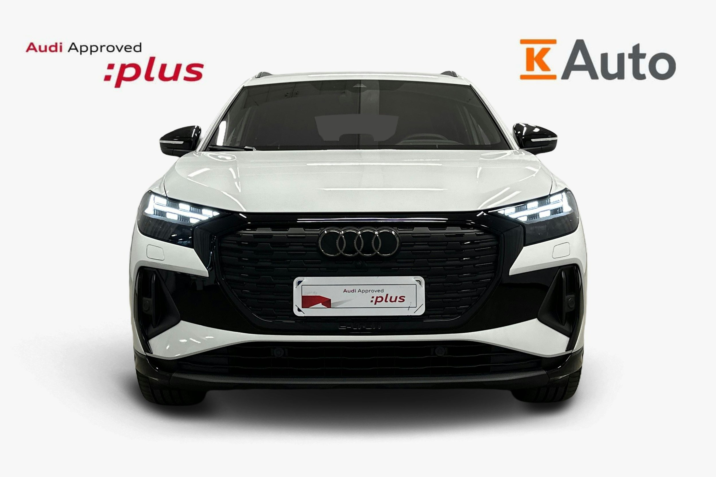 valkoinen Audi Q4 e-tron 2025 kuva 5.