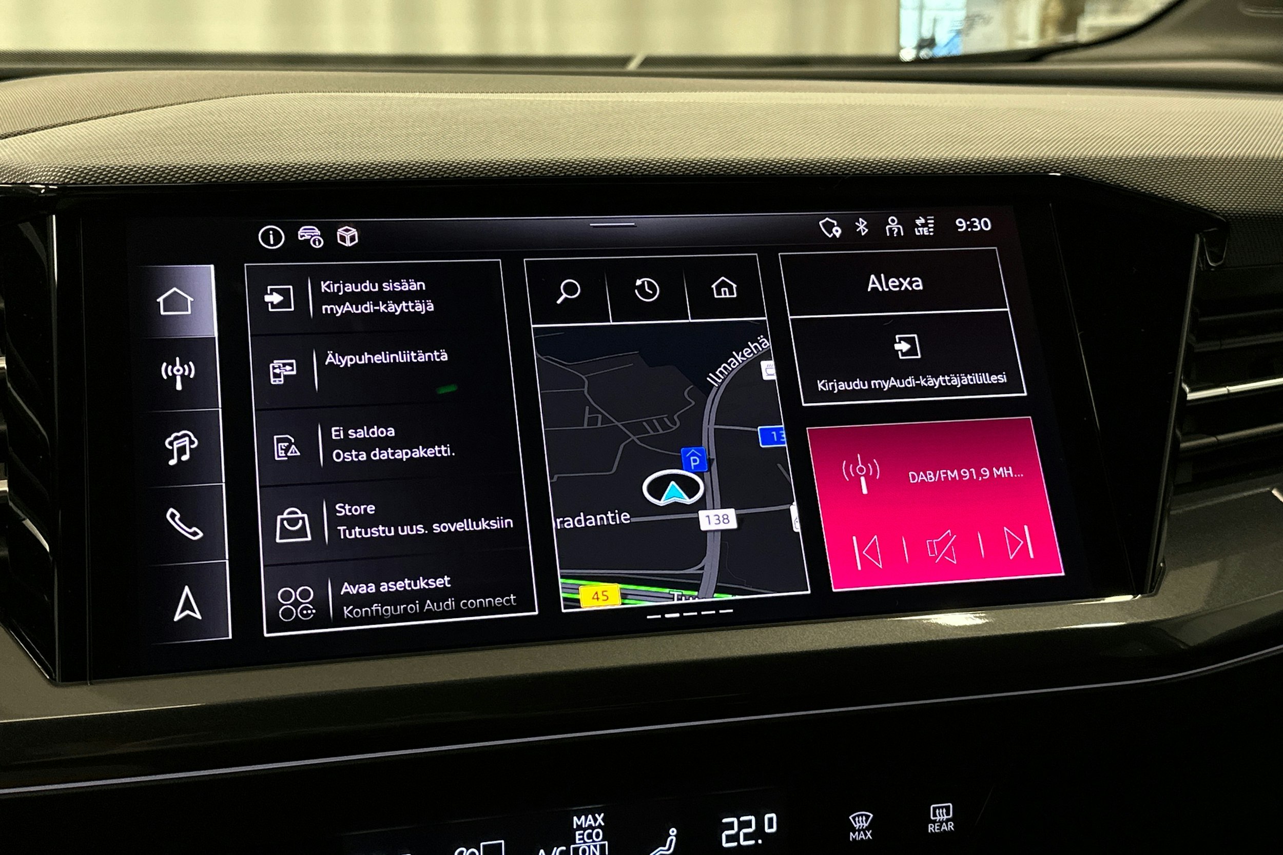 valkoinen Audi Q4 e-tron 2025 kuva 24.