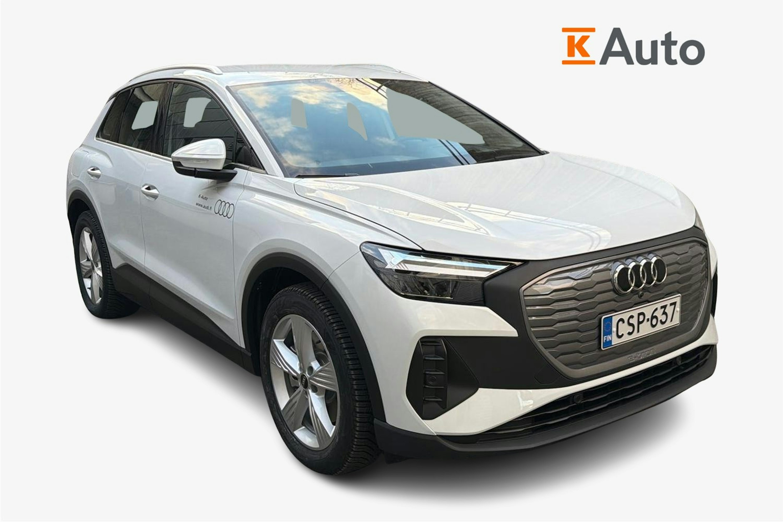 valkoinen Audi Q4 e-tron 2025 kuva 1.