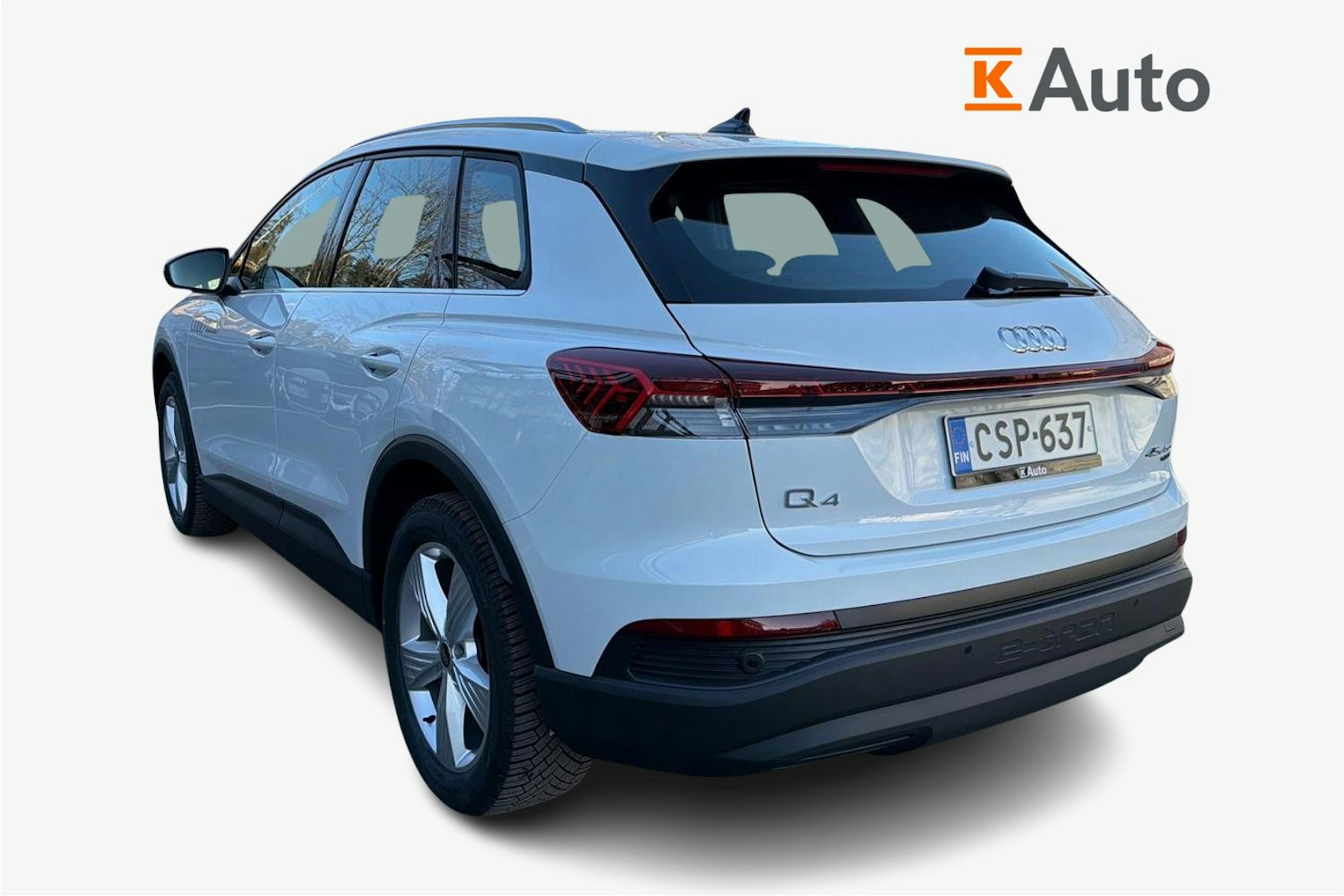 valkoinen Audi Q4 e-tron 2025 kuva 2.