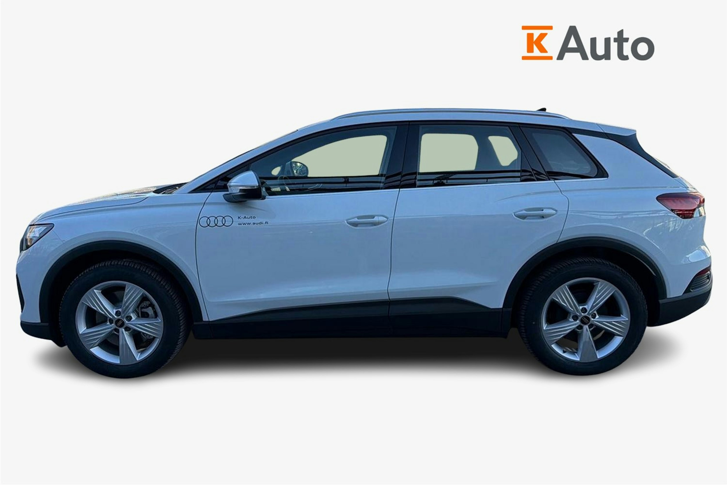 valkoinen Audi Q4 e-tron 2025 kuva 5.