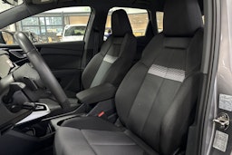 Harmaa Audi Q4 e-tron 2025 kuva 14.